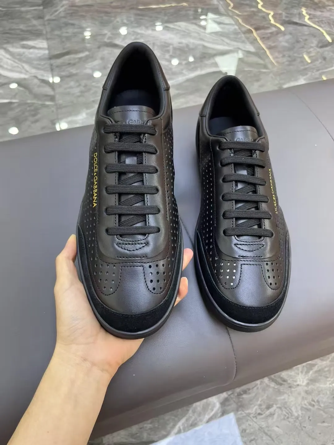 Men's Men's Shoes 💰400 [New Style] 🐝🐝DG—Dolce&G men's calfskin sneakers Portofino Yacht shoes, simple and versatile design, unique saddle leather soles. The Dolce &G logo rear wing is the icing on the cake. Imported cowhide + rubber outsole Size: 39-44 (customized at 38.45)